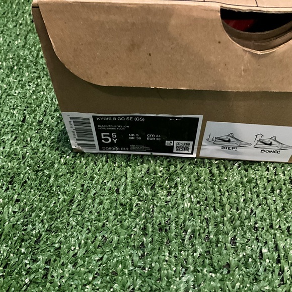 Nike Kyrie 8 GO SE sneakers in a black, blue, and tour yellow - Picture 8 of 9